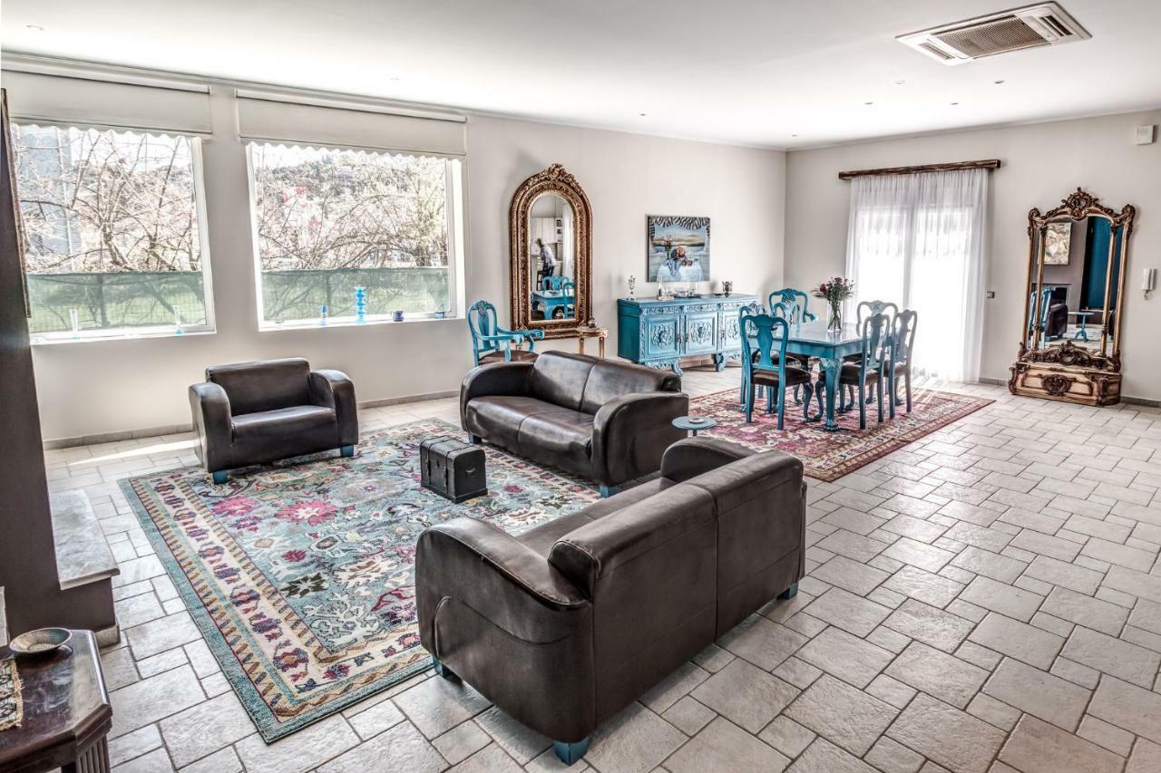 Villa Intemella Kompítsion 외부 사진