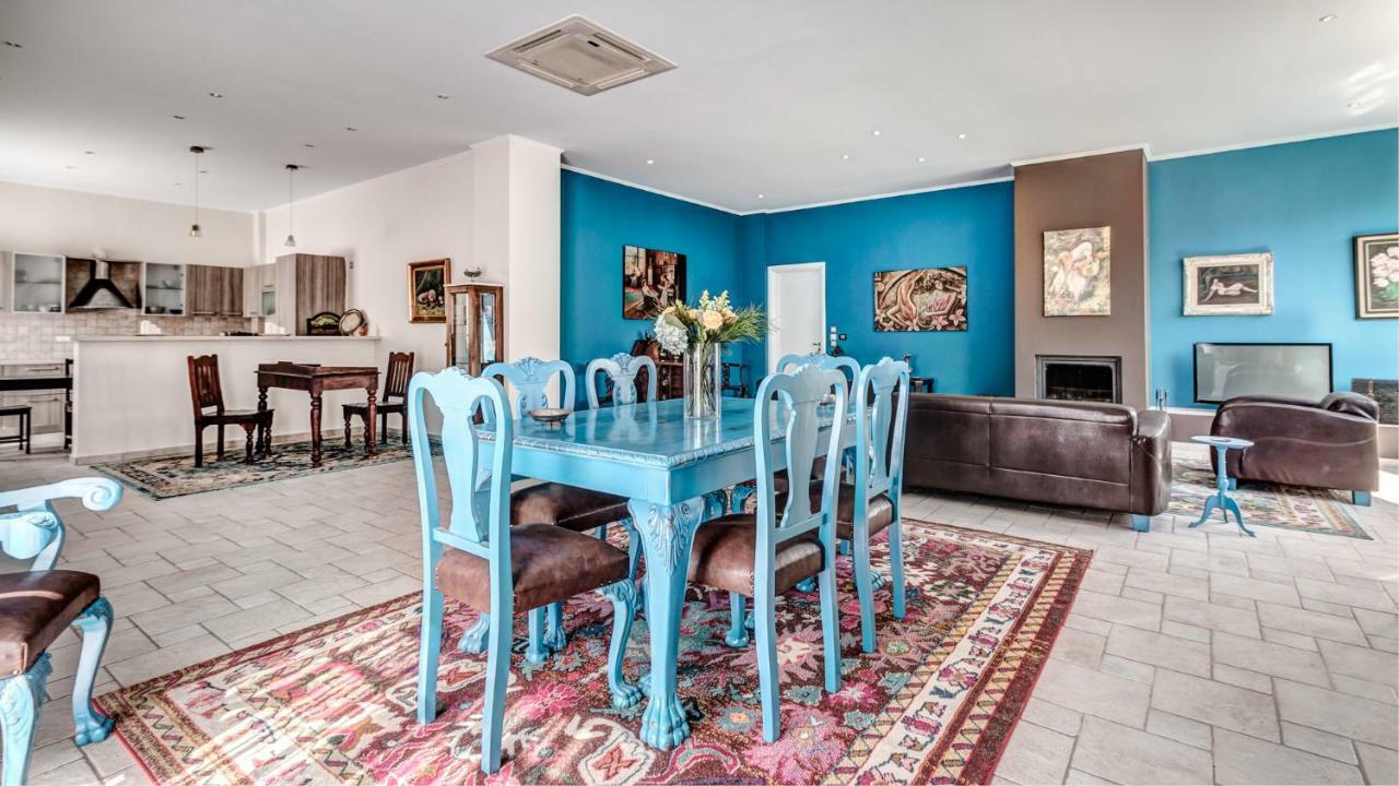Villa Intemella Kompítsion 외부 사진